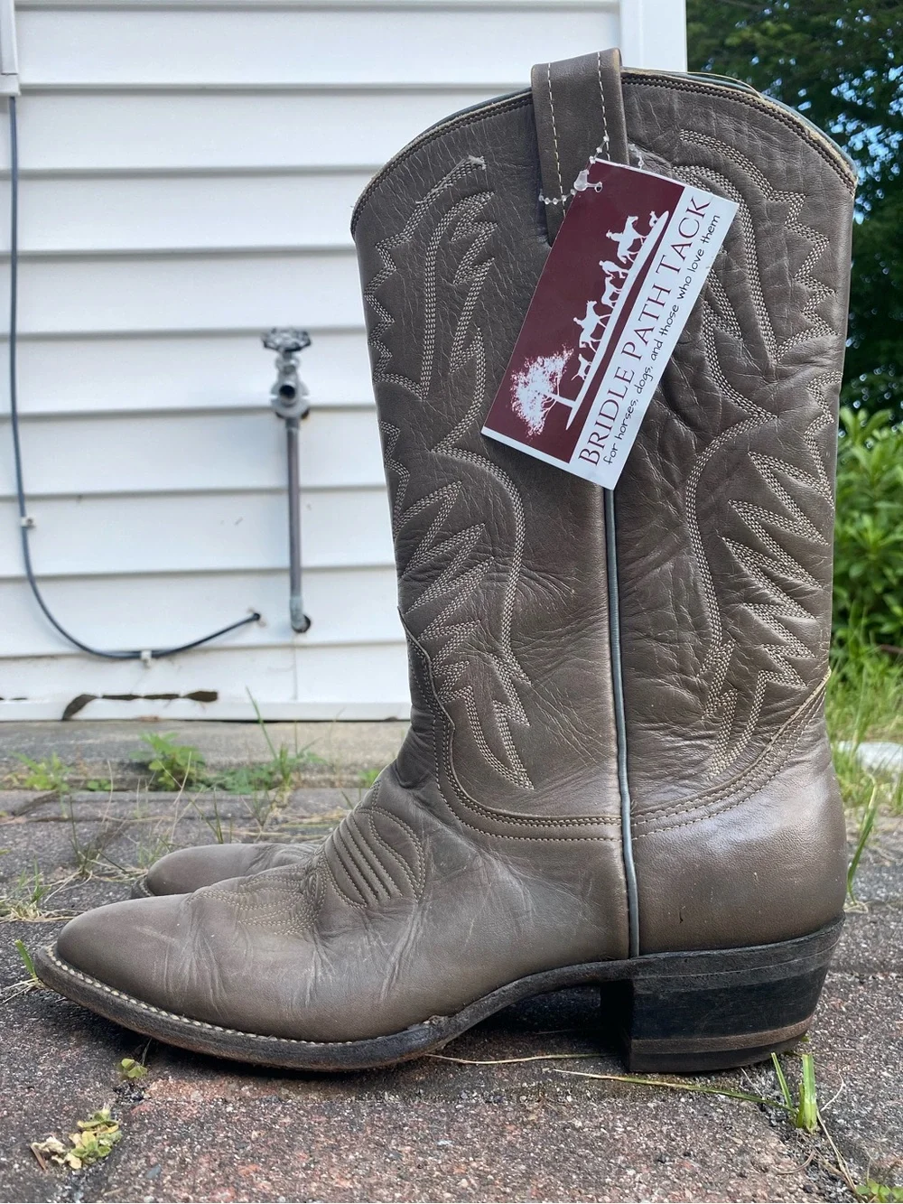 Gray Women’s Nocona Western Cowboy Boots with Embroidered Stitching
